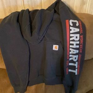 Men’s black carharrt hoodie